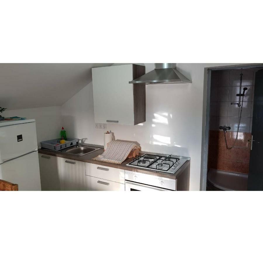 Slatina 13/1 Apartamento Vir Exterior foto